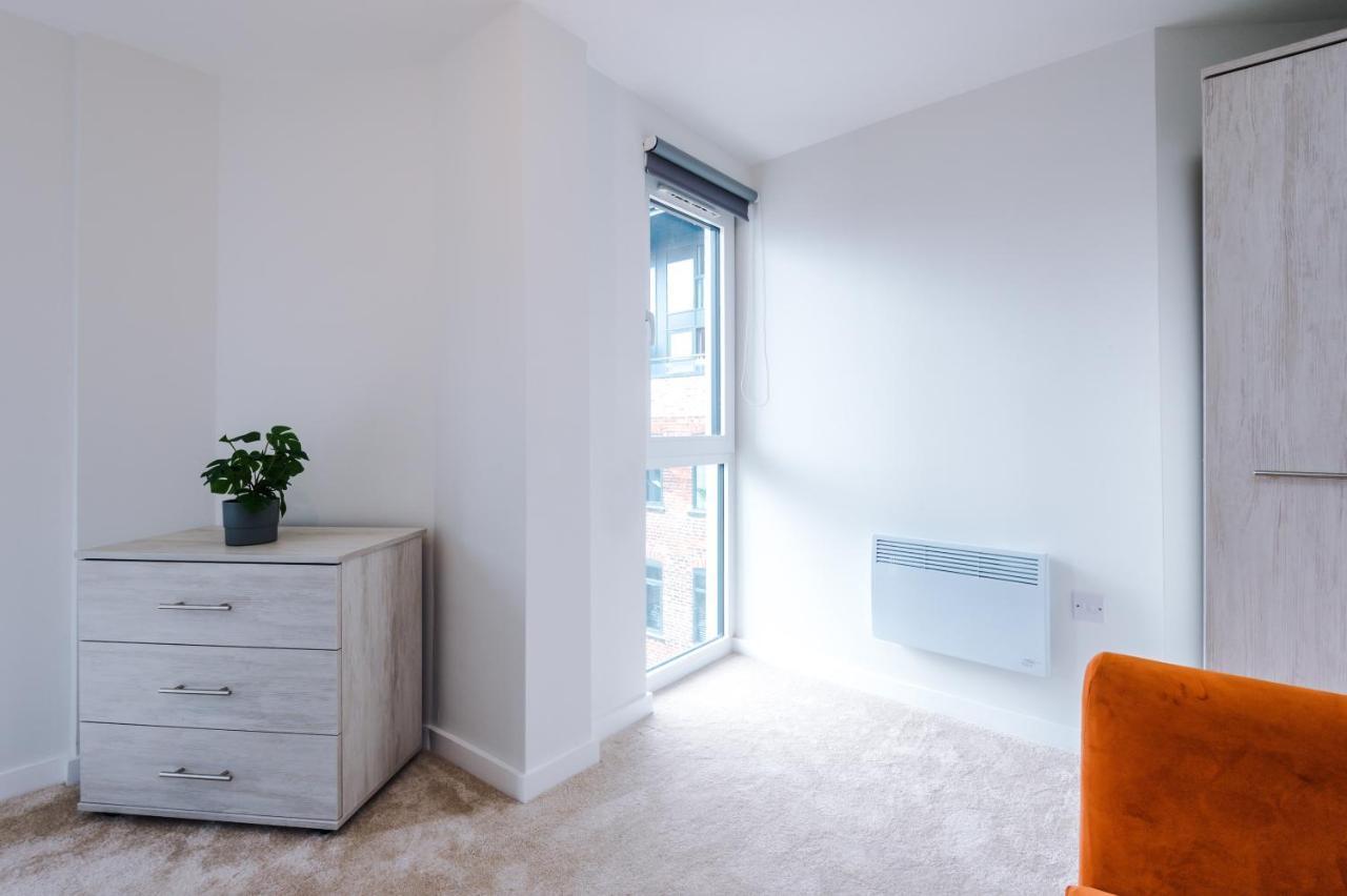✰Onpoint - Modern 2 Bed Apartment Close To Centre✰ Leeds  Exterior photo