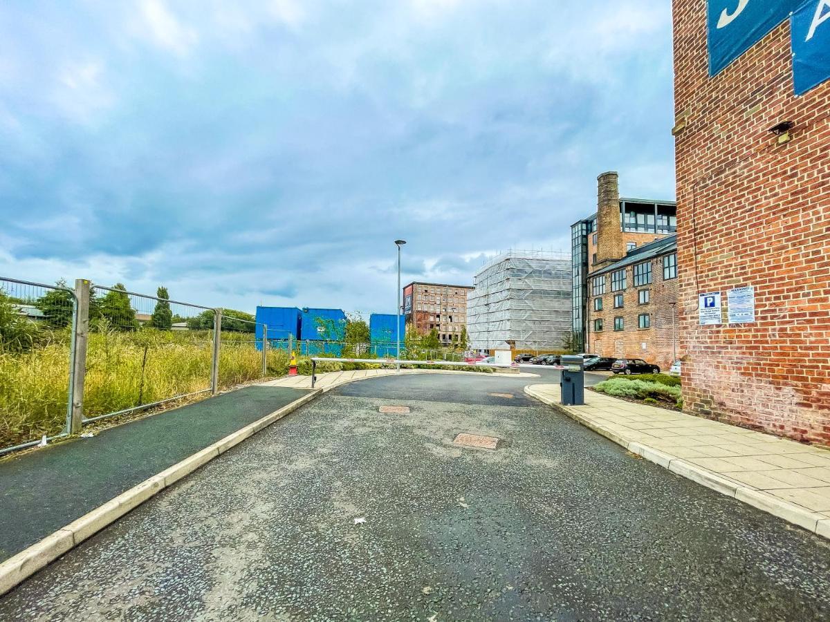 ✰Onpoint - Modern 2 Bed Apartment Close To Centre✰ Leeds  Exterior photo